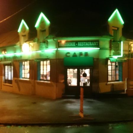 Le Relais De Risquetout Hem-Hardinval Bagian luar foto