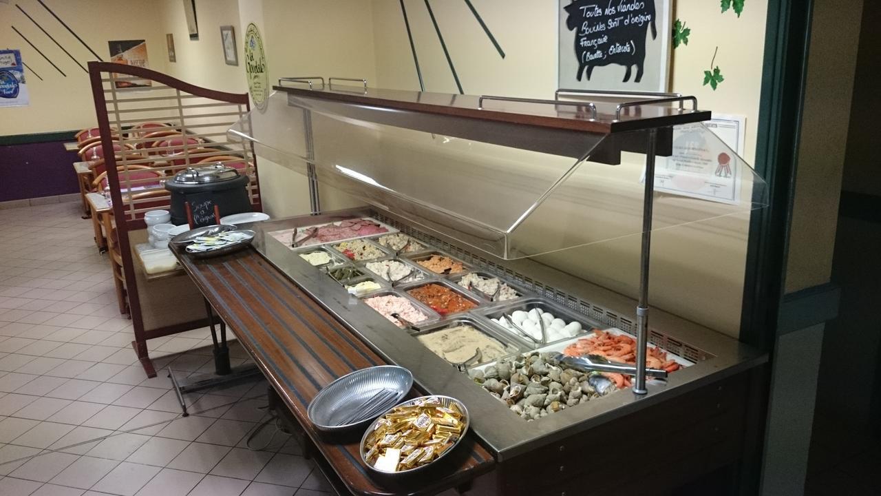 Le Relais De Risquetout Hem-Hardinval Bagian luar foto